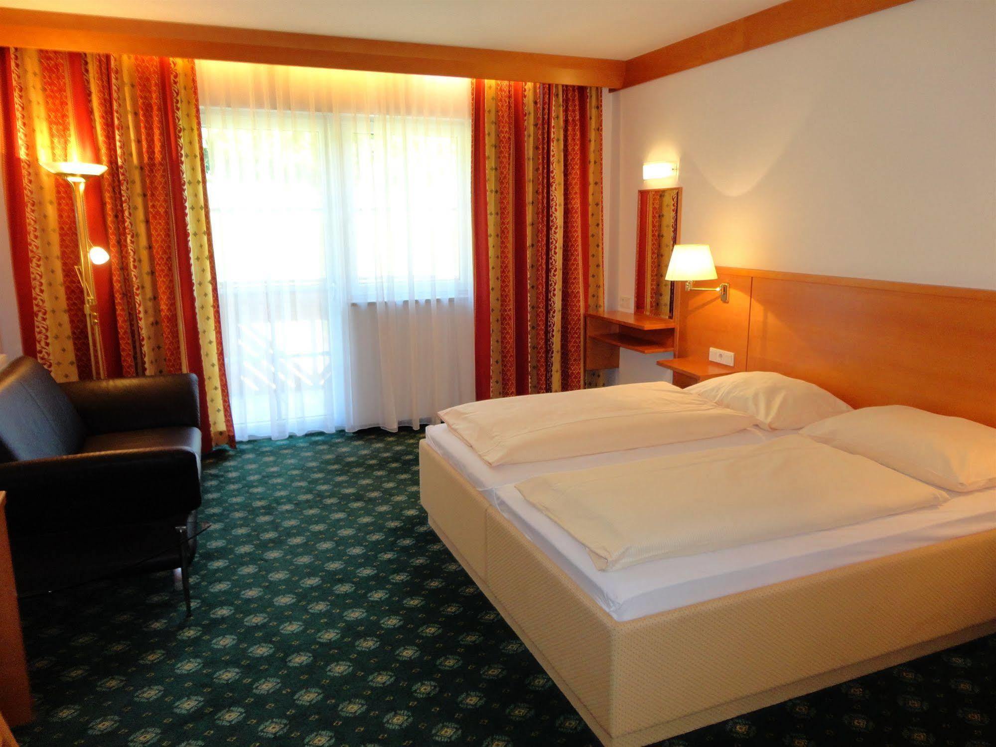 Business-Hotel Stockinger Ansfelden Extérieur photo